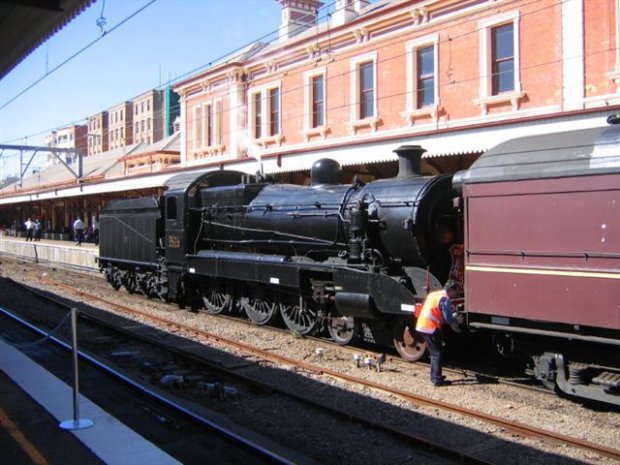 Steam Loco 3526, The Re-enactment train. 