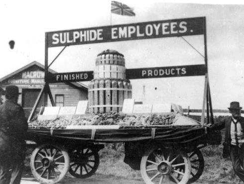 1914 - 1918 Sulphide Employees float