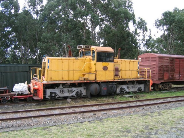 BHP Loco 54 at Richmond Vale NSW